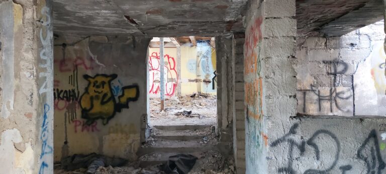 Opuszczona restauracja, Gdynia, województwo pomorskie - relacja z 09.2023, zdjęcie 11