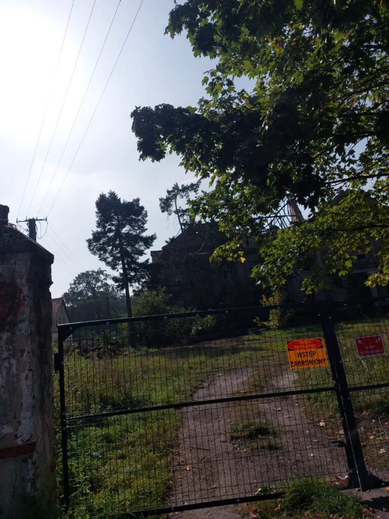 Pałac Durra, Bełcz Wielki, województwo dolnośląskie - relacja z 09.2023, zdjęcie 35