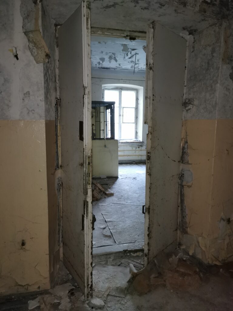 DWÓR W MAŁUSACH WIELKICH Z 2. POŁ. XIX W., Małusy Wielkie, Małusy Wielkie - relacja z 09.2023, zdjęcie 13