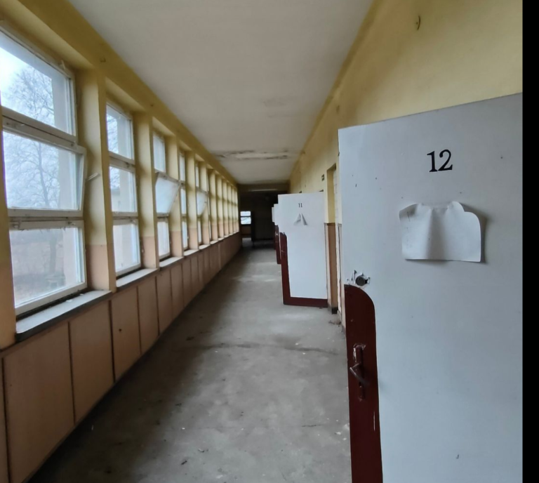 Opuszczona szkoła Podstawowa, Tomaszewo, województwo kujawsko-pomorskie - zdjęcie 2