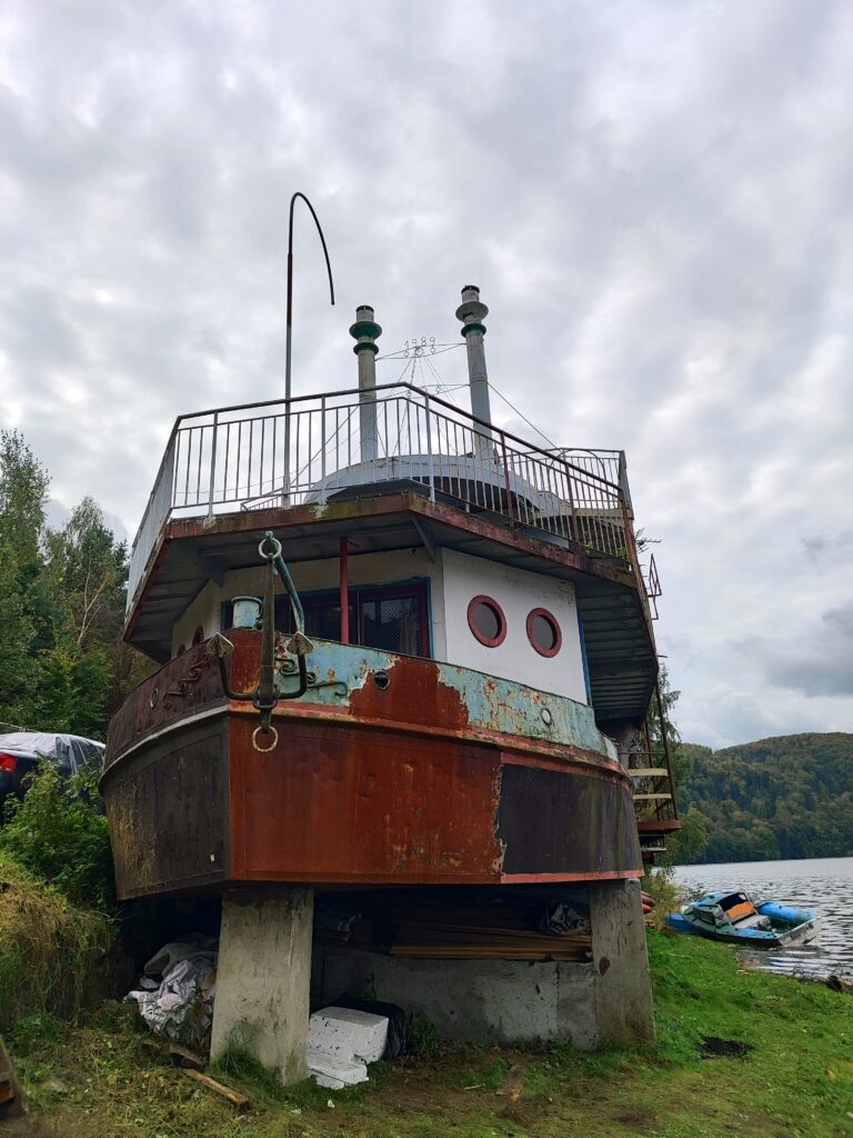 Opuszczona barka, Tabaszowa, województwo małopolskie - zdjęcie 1