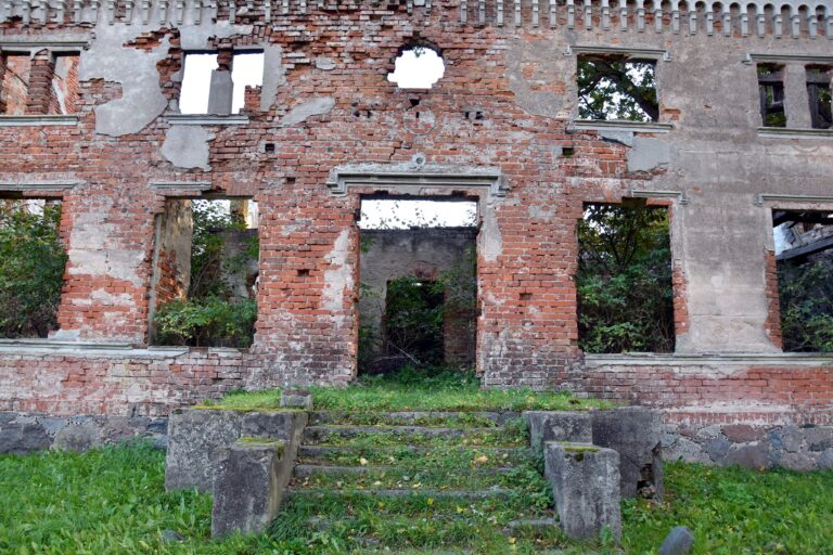 Stary Palac, Pudłowiec, województwo pomorskie - relacja z 10.2023, zdjęcie 10