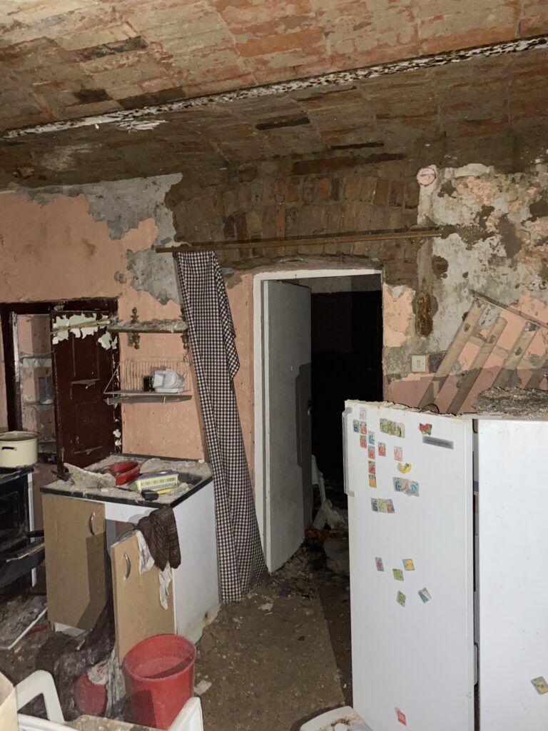 Opuszczony domek, Łódź, województwo łódzkie - relacja z 11.2023, zdjęcie 7