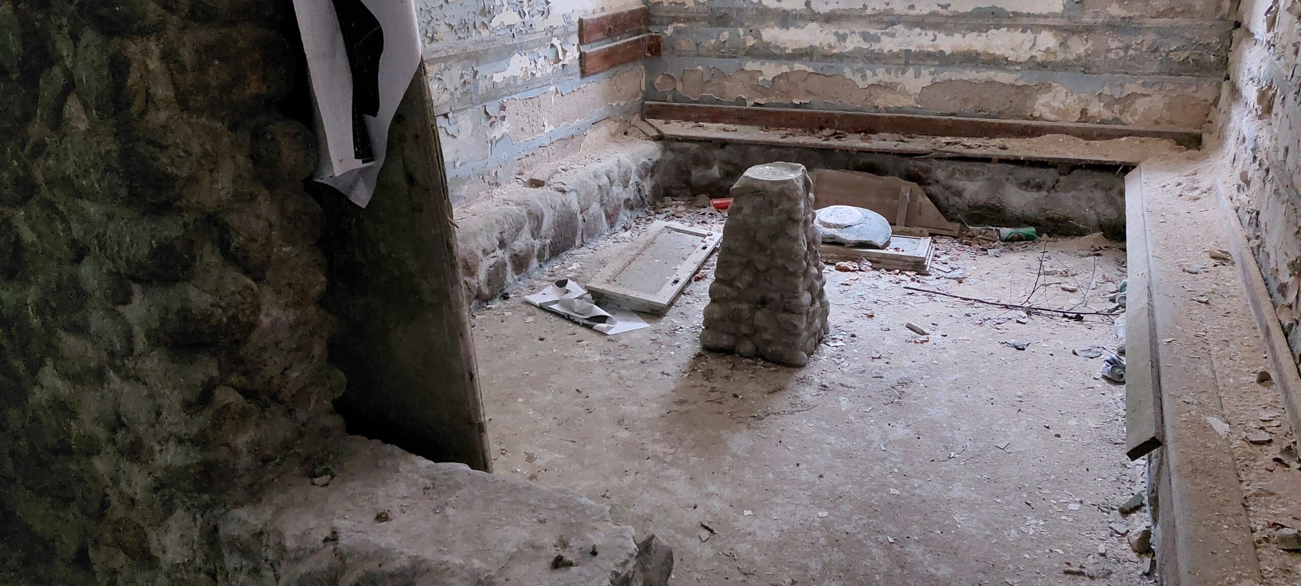 Opuszczona lotnicza jednostka wojskowa, Ułęż, lubelskie — zdjęcie 4