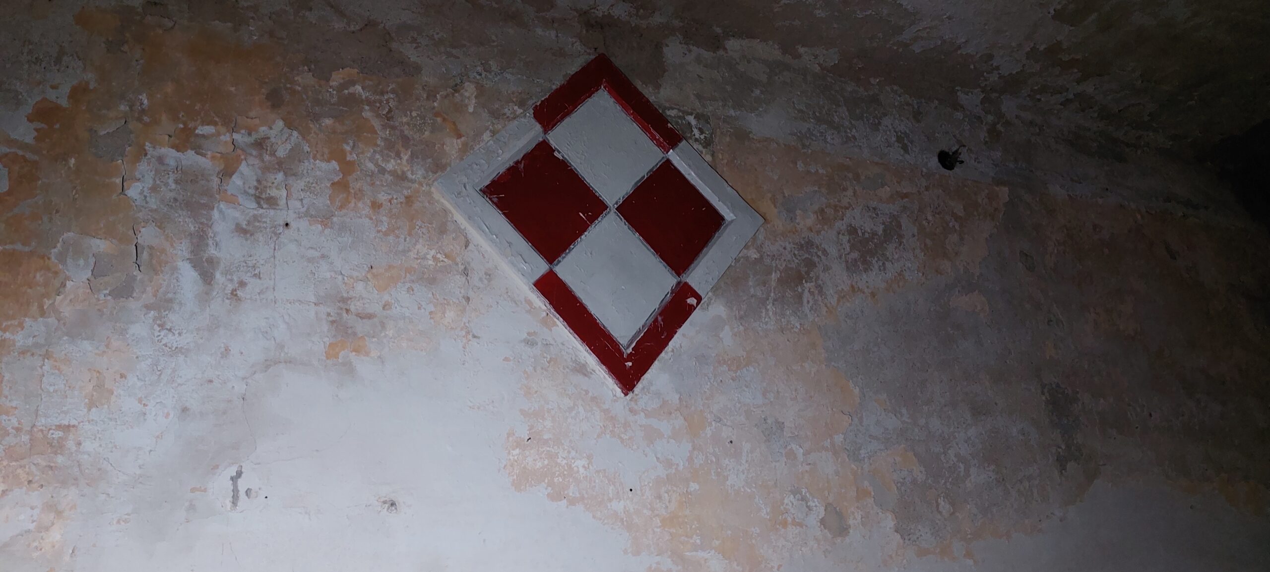 Opuszczona lotnicza jednostka wojskowa, Ułęż, lubelskie — zdjęcie 8