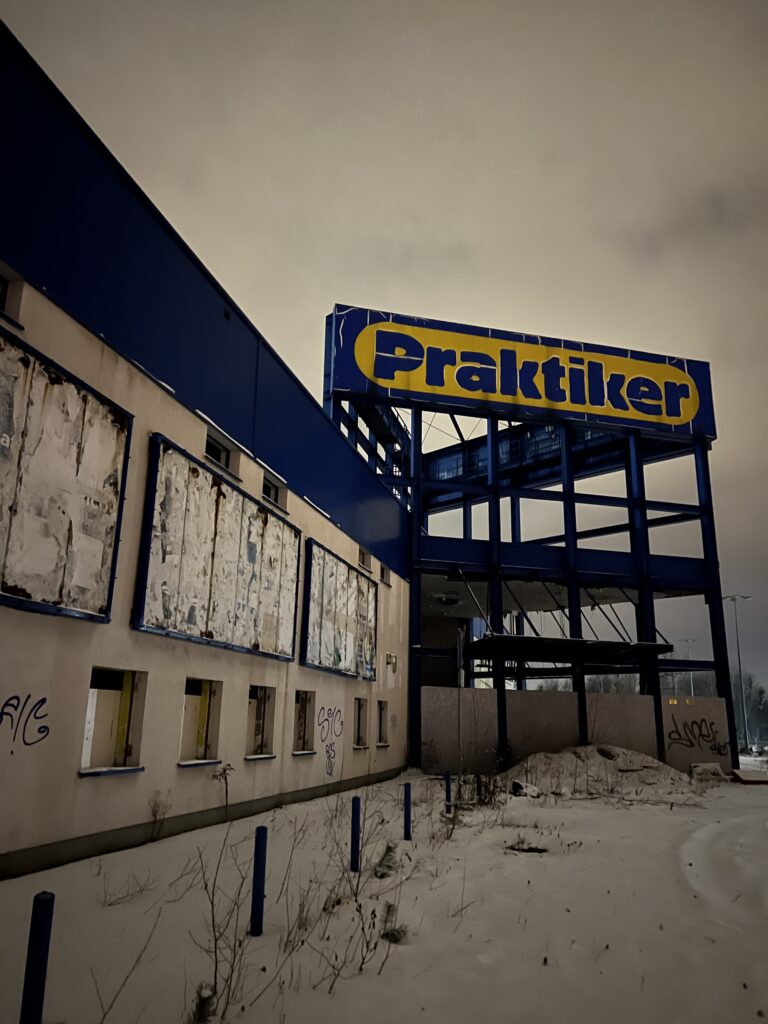 Opuszczony Praktiker, Rybnik, województwo śląskie - relacja z 01.2024, zdjęcie 1