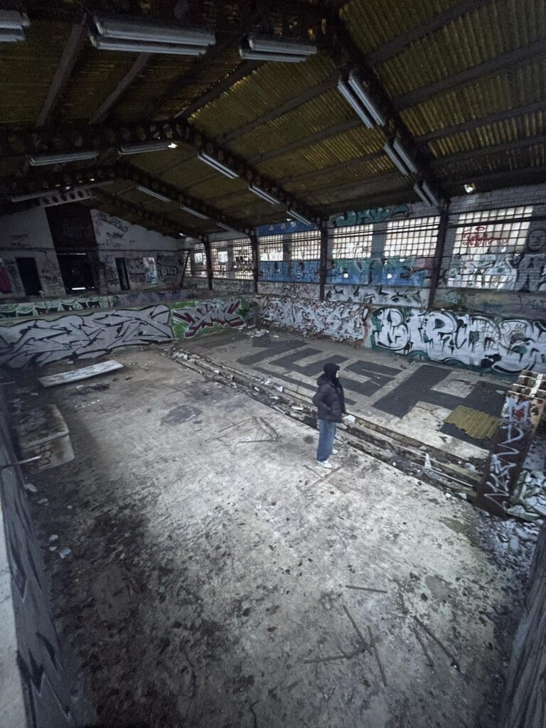 Opuszczone miejsce do sprawiania ryb i wędzarnia, Żabieniec, województwo mazowieckie - relacja z 01.2024, zdjęcie 11