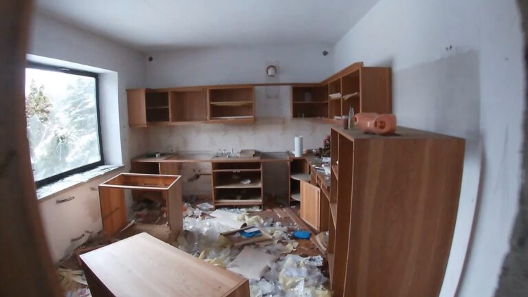Opuszczona willa i piekarnia, Siemonia, województwo śląskie - zdjęcie 8