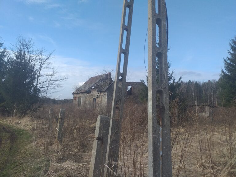Opuszczone gospodarstwo, Jaworzno, województwo śląskie - zdjęcie 2