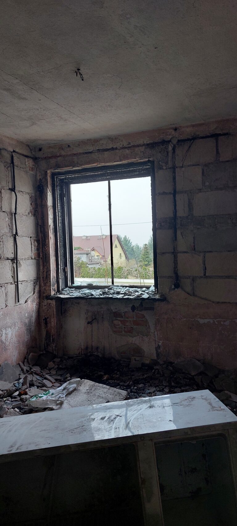 Opuszczony Dom Tadeusza i jego fiat 125, Gdynia, województwo pomorskie - relacja z 03.2024, zdjęcie 3
