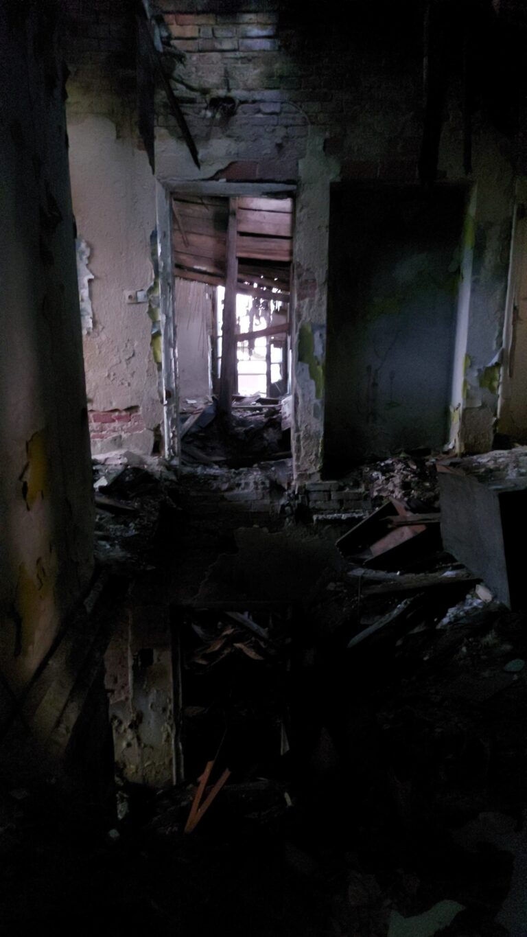 opuszczony dom, Pruszków, województwo mazowieckie - zdjęcie 4