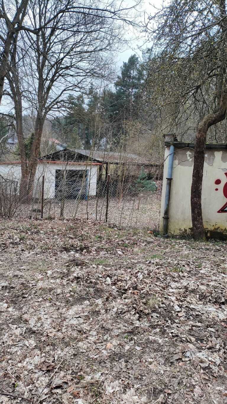 Kilka opuszczonych budynków, Gdańsk, województwo pomorskie - zdjęcie 1