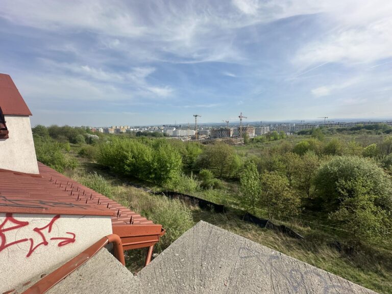Niedokonczone bloki na gorce narodowej, Kraków, województwo małopolskie - zdjęcie 2