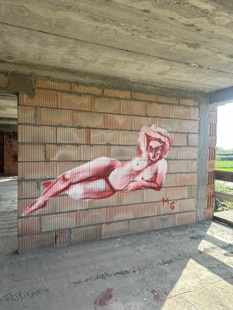 Niedokonczone bloki na gorce narodowej, Kraków, województwo małopolskie - zdjęcie 3