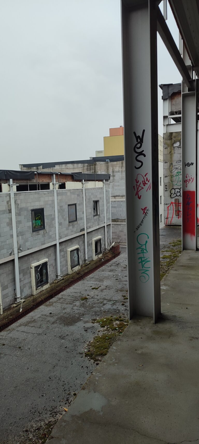 stary niedokonczony hotel, Sosnowiec, województwo śląskie - relacja z 03.2024, zdjęcie 10
