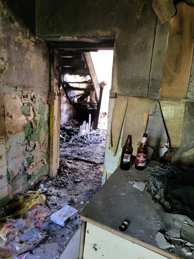 Opuszczony dom na Dębowej, Toruń, województwo kujawsko-pomorskie - relacja z 04.2024, zdjęcie 8