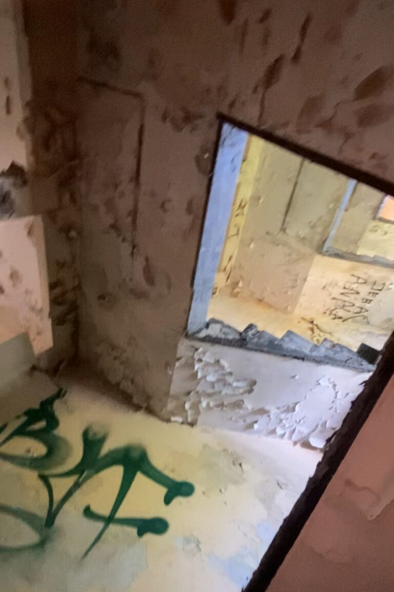 Opuszczona bursa szkolna, Katowice, województwo śląskie - relacja z 05.2024, zdjęcie 25