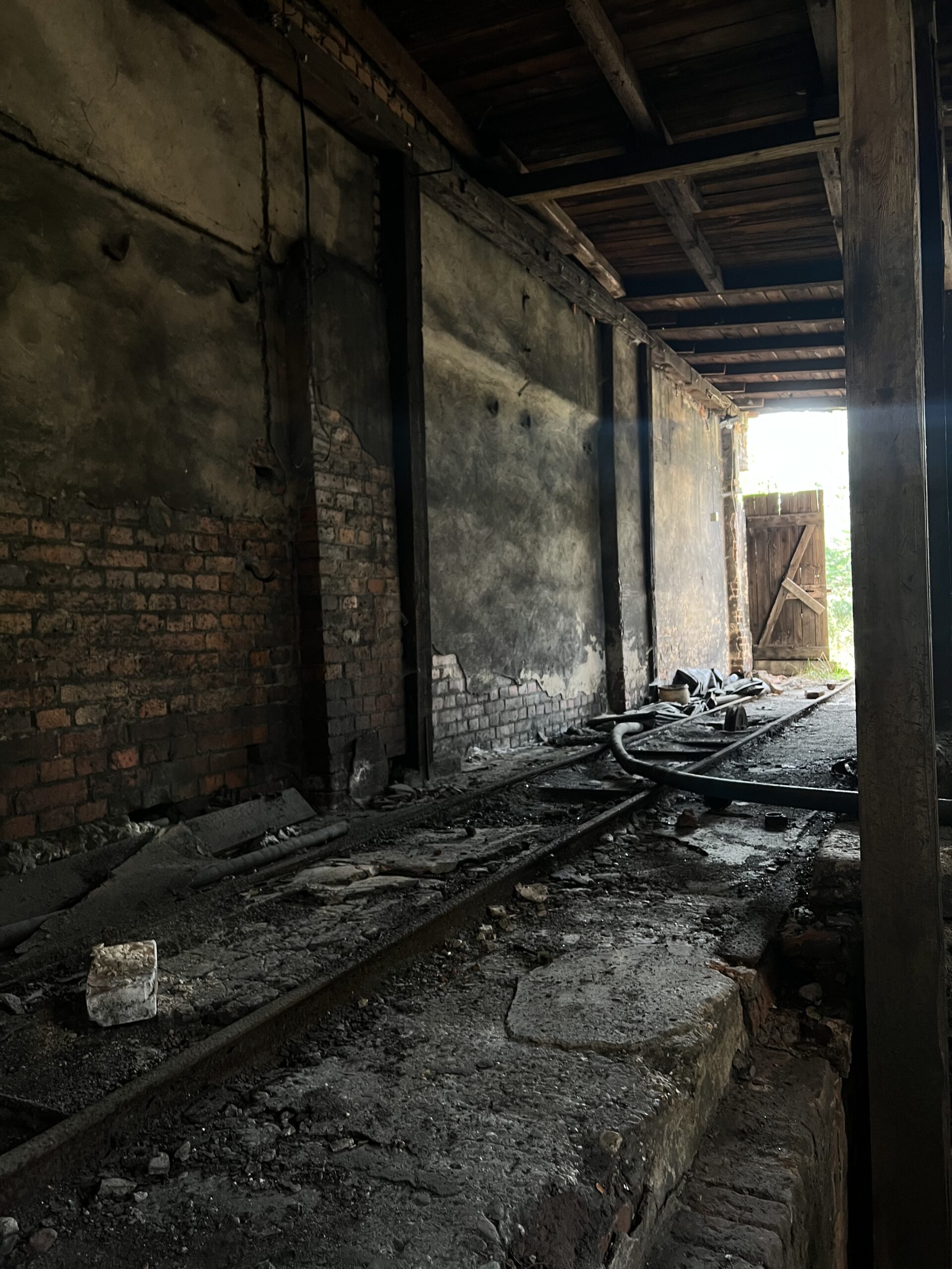 Opuszczona fabryka papieru, Boruszowice, śląskie — zdjęcie 2