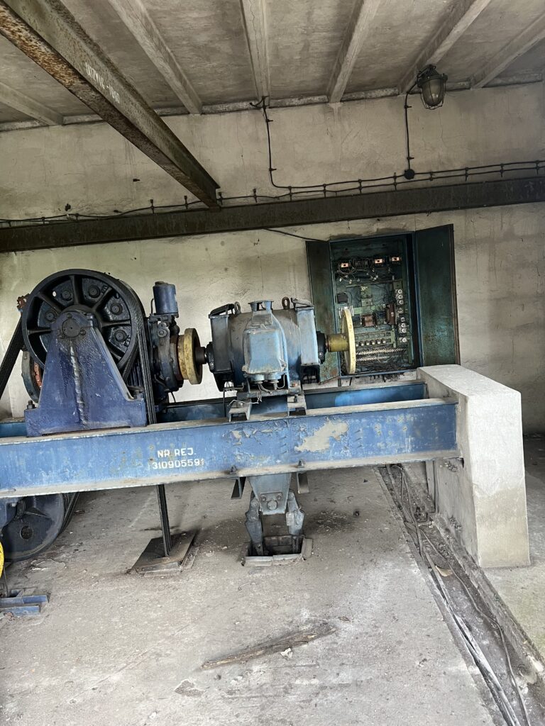 Opuszczona fabryka papieru, Boruszowice, województwo śląskie - relacja z 05.2024, zdjęcie 5