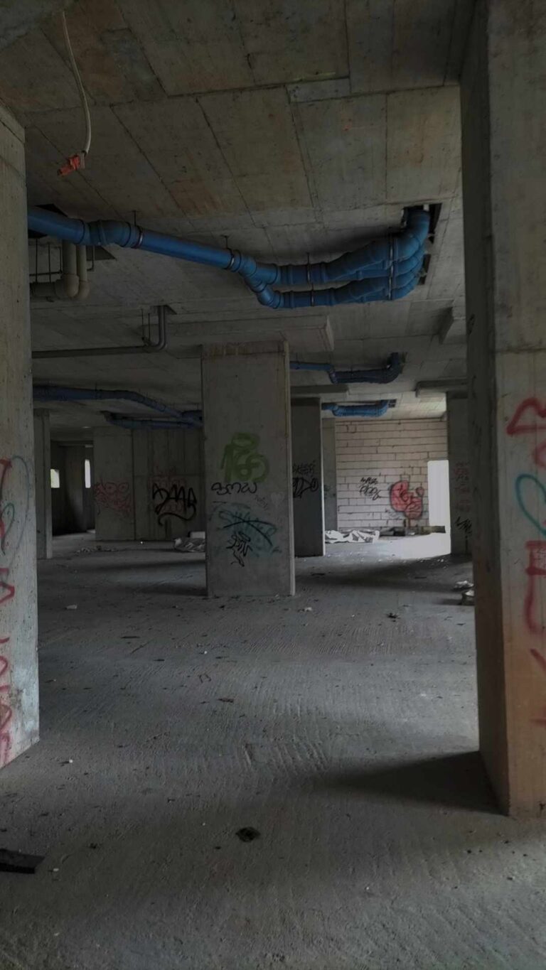 Czyżyński szkieletor, Kraków, województwo małopolskie - relacja z 05.2024, zdjęcie 11