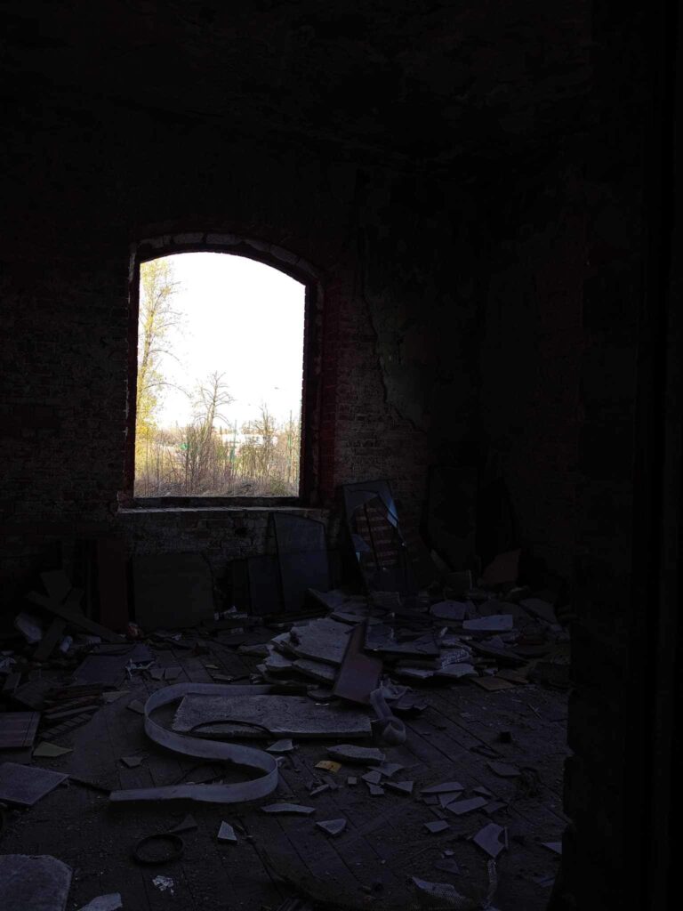 stary niedokonczony hotel, Sosnowiec, województwo śląskie - relacja z 03.2024, zdjęcie 17