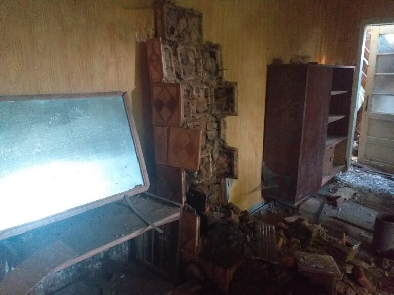 Opuszczony dom/willa, Brzeźnica, województwo małopolskie - zdjęcie 7
