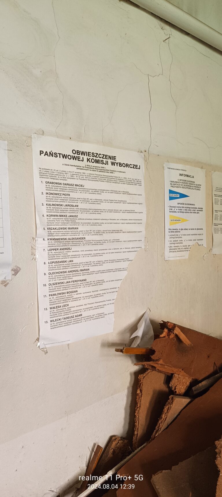 Opuszczony budynek prawdopodobnie dawna plebania, Gostków, województwo dolnośląskie - zdjęcie 8