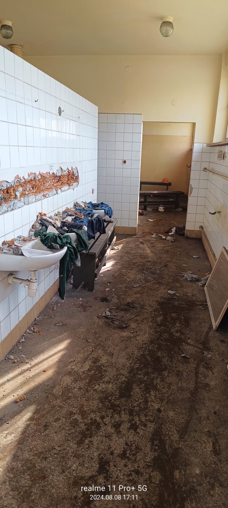Opuszczona hala fabryki KOPEX-FAMAGO  w Zgorzelcu, Zgorzelec, województwo dolnośląskie - relacja z 08.2024, zdjęcie 12