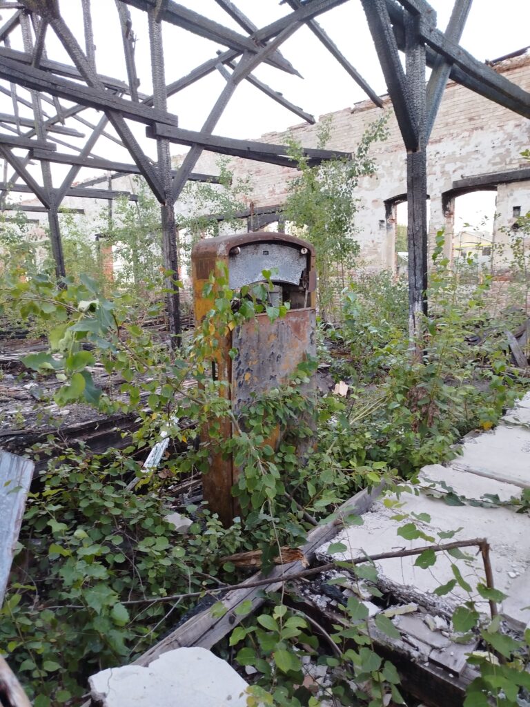 Opuszczony magazyn  kolejowy, Ostróda, województwo warmińsko-mazurskie - relacja z 08.2024, zdjęcie 4