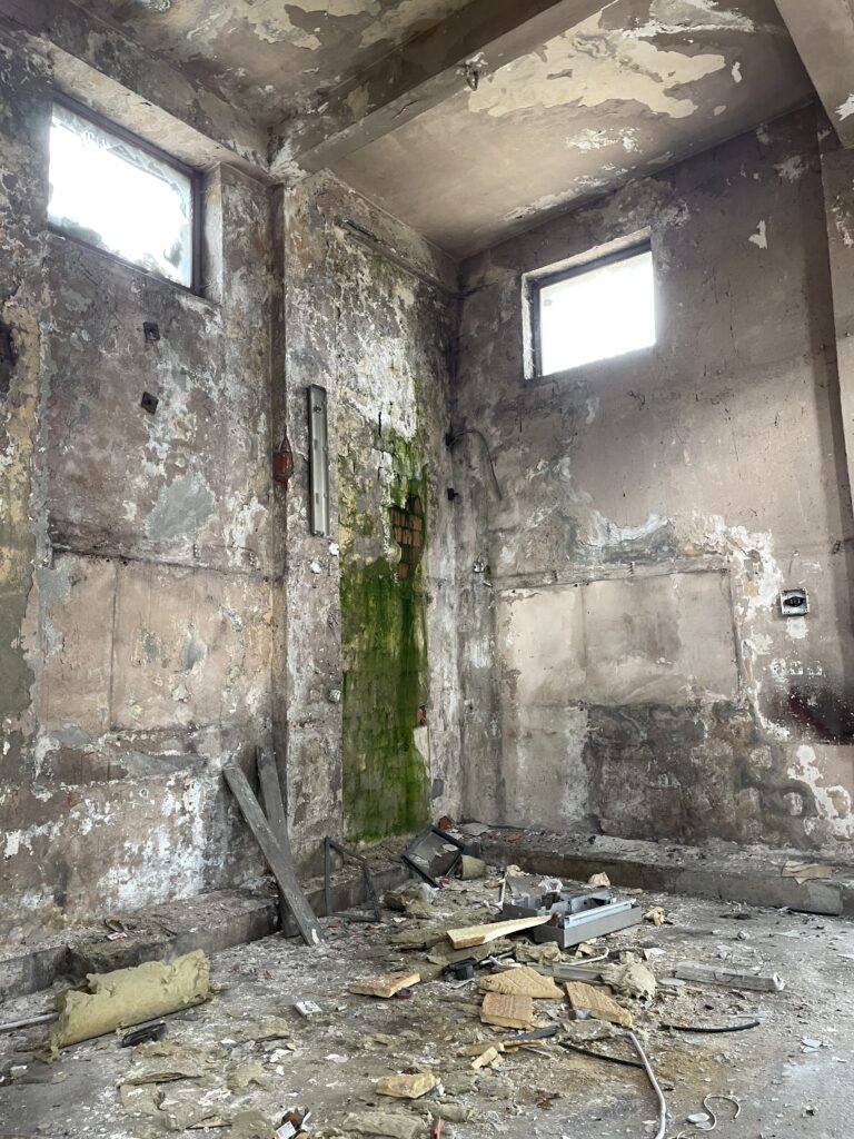 Opuszczona myjnia samochodowa, Włocławek, województwo kujawsko-pomorskie - zdjęcie 3