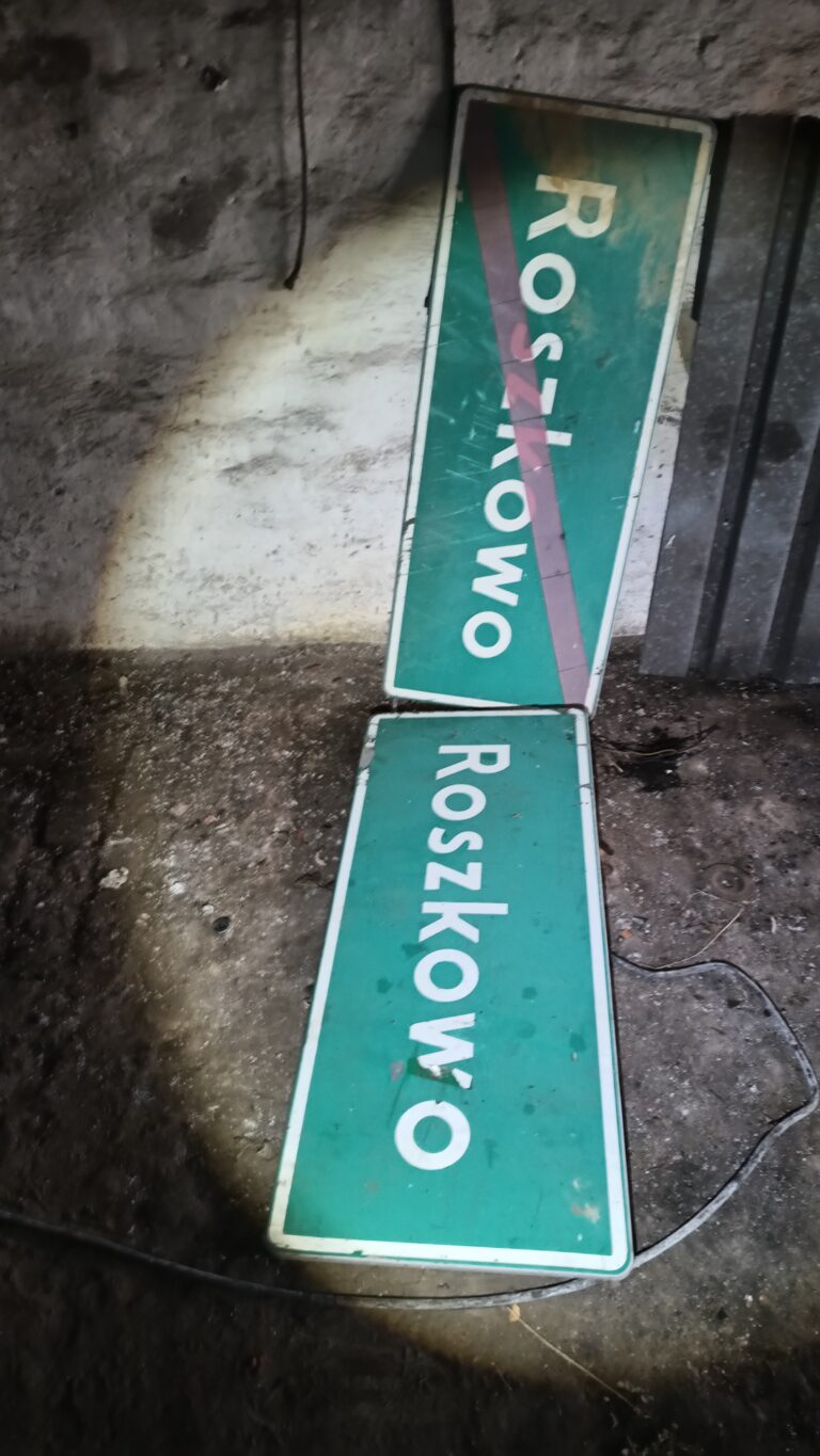 Opuszczona Placówka Rolnicza/PGR  w Roszkowie, Roszkowo, województwo wielkopolskie - zdjęcie 7