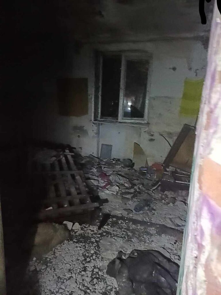 Opuszczony dom przy ul. Radarowej, Warszawa, województwo mazowieckie - relacja z 09.2024, zdjęcie 4