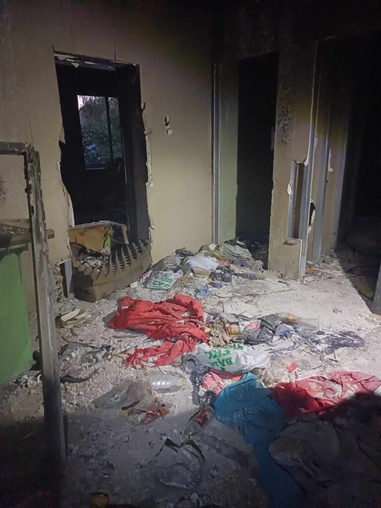 Opuszczony dom przy ul. Radarowej, Warszawa, województwo mazowieckie - relacja z 09.2024, zdjęcie 5