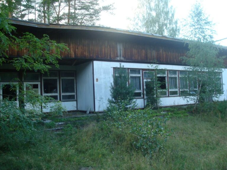 Opuszczony ośrodek kolonijny, Inowłódz, województwo łódzkie - relacja z 08.2024, zdjęcie 6