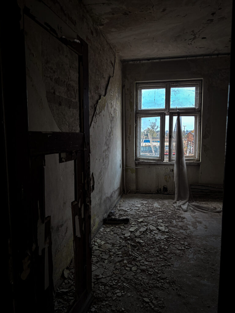Szpital Psychiatryczny Podgórz, Toruń, województwo kujawsko-pomorskie - relacja z 11.2024, zdjęcie 30