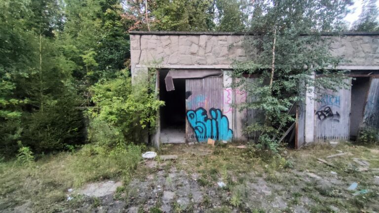 Opuszczony ośrodek wypoczynkowy Maciejka, Ustroń, województwo śląskie - relacja z 08.2024, zdjęcie 46