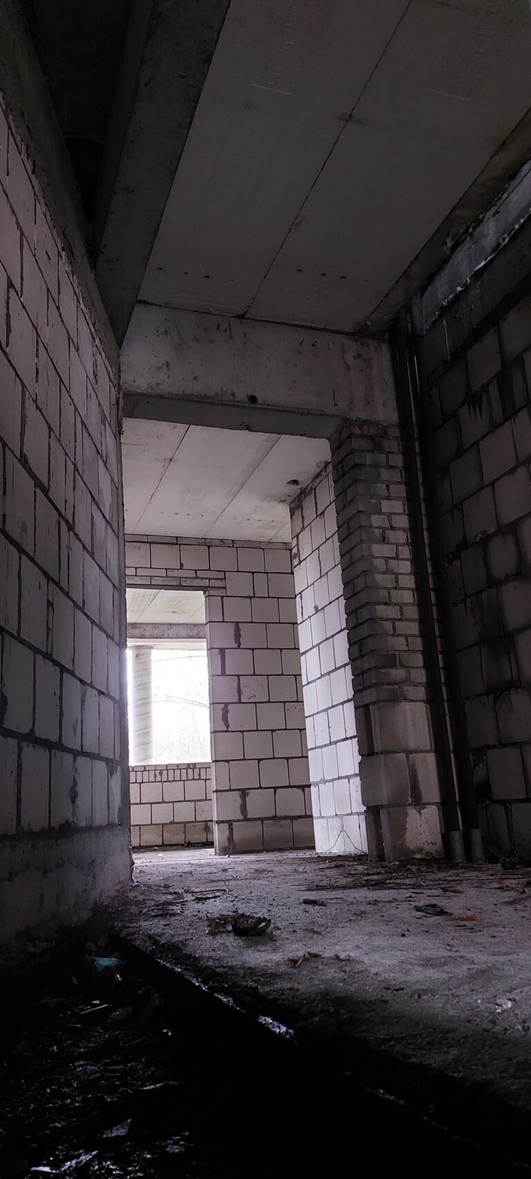 Niedokończone apartamentowce, Kraków, województwo małopolskie - zdjęcie 4
