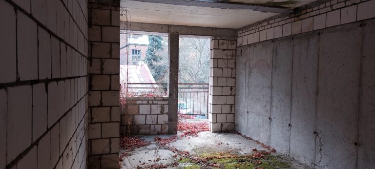 Niedokończone apartamentowce, Kraków, województwo małopolskie - zdjęcie 5