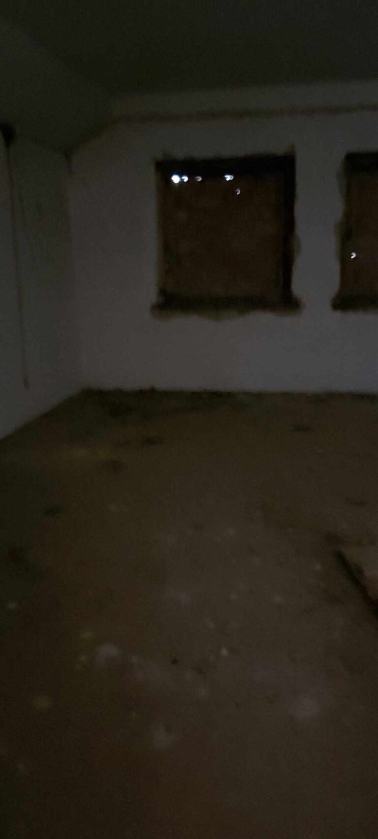 Opuszczony dom w Dadaju, Dadaj, województwo warmińsko-mazurskie - zdjęcie 2