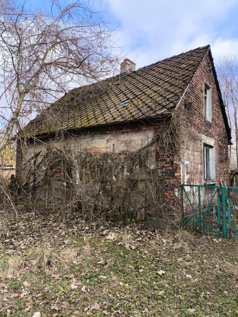 Opuszczony dom, Jawiszowice, województwo małopolskie - zdjęcie 1
