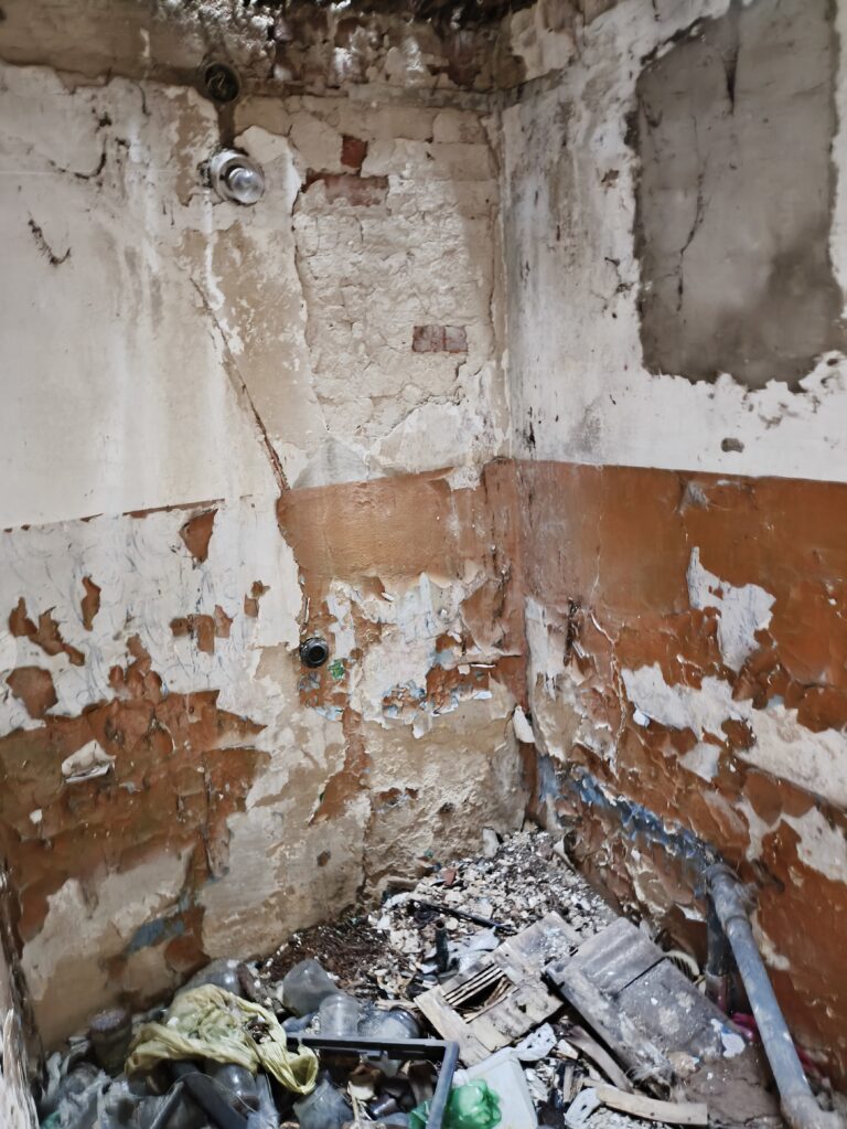 Opuszczony dom, Jawiszowice, województwo małopolskie - zdjęcie 4