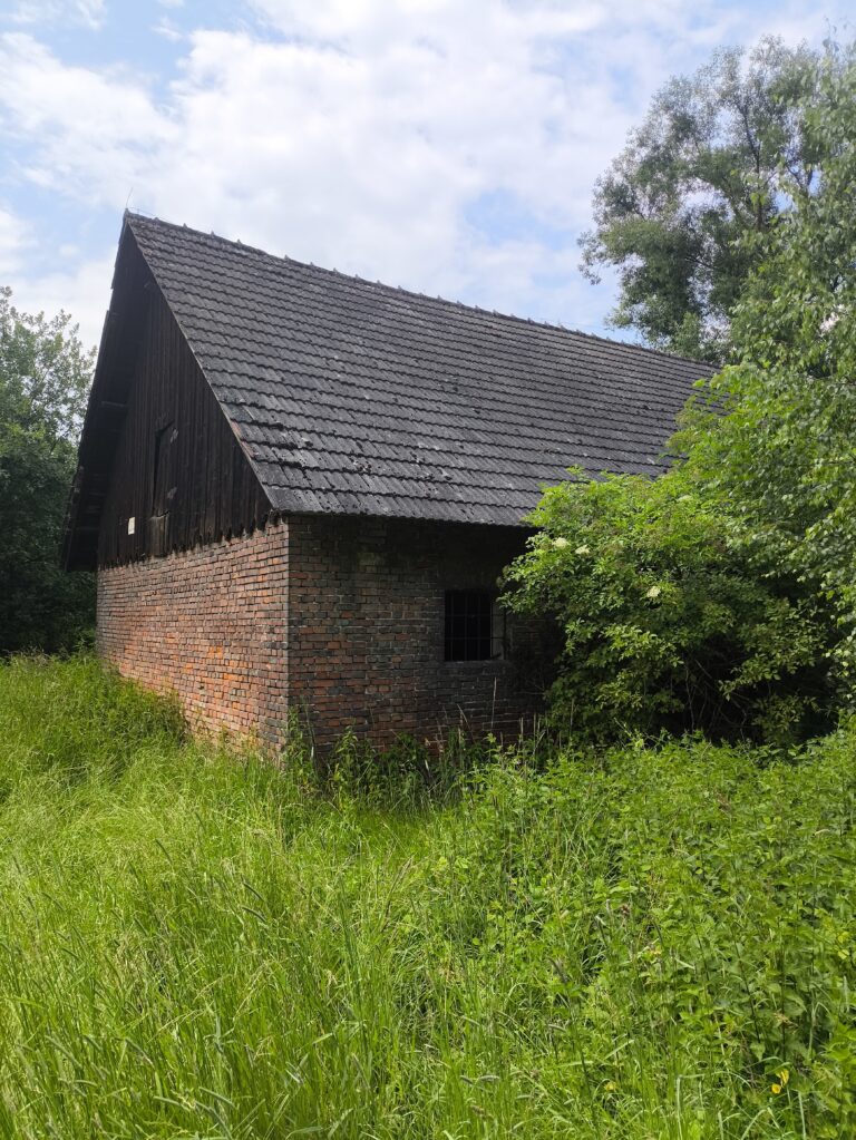 trzy zawalone domy, Kaniów, województwo śląskie - zdjęcie 2