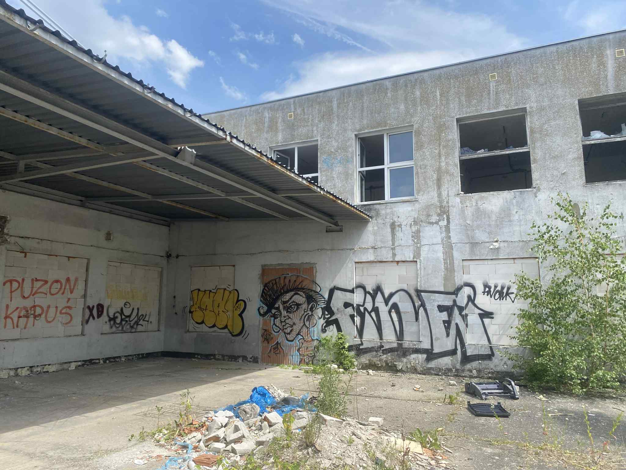 Opuszczona fabryka wózków Włocławek