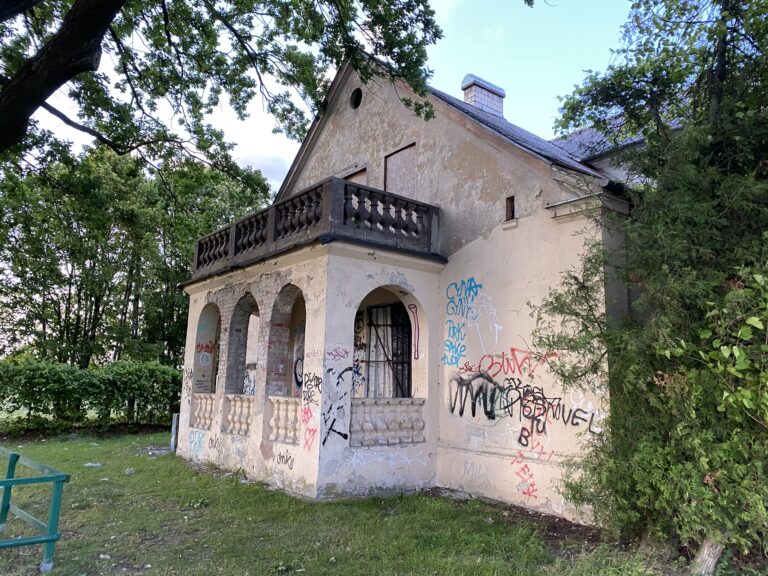 Opuszczony dom Mysiadło, Mysiadło, województwo mazowieckie - zdjęcie 1