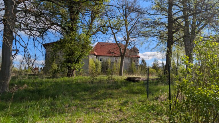 Pałac w Małkowie, Małkowo, województwo pomorskie - relacja z 04.2025, zdjęcie 4