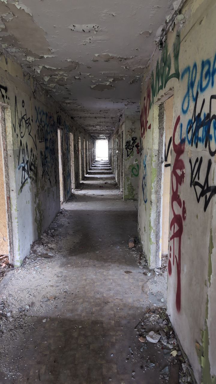 Opuszczona bursa szkolna, Katowice, województwo śląskie - relacja z 08.2025, zdjęcie 29
