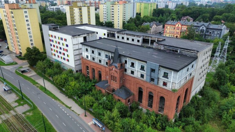stary niedokonczony hotel, Sosnowiec, województwo śląskie - relacja z 08.2025, zdjęcie 24