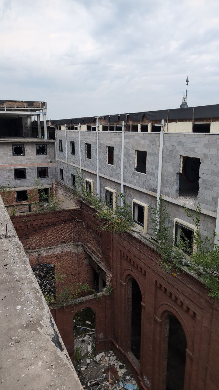 stary niedokonczony hotel, Sosnowiec, województwo śląskie - relacja z 08.2025, zdjęcie 27