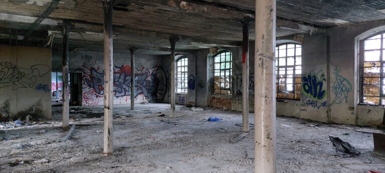 Opuszczone Hurtownia, Łódź, województwo łódzkie - relacja z 08.2025, zdjęcie 11