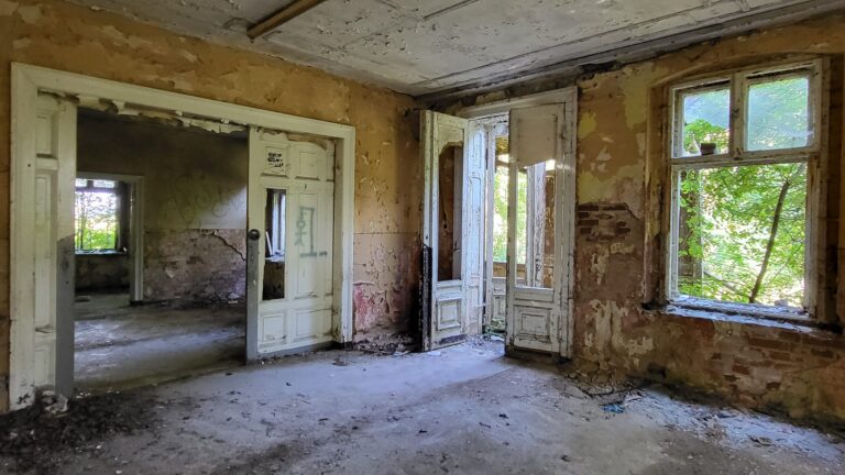 Dawny Dwór i PGR-y w Morsku, Morsk, województwo kujawsko-pomorskie - relacja z 08.2024, zdjęcie 17